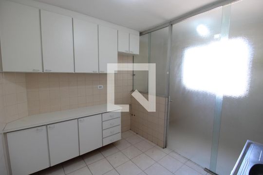 Cozinha de apartamento para alugar com 2 quartos, 70m² em Parada Inglesa, São Paulo