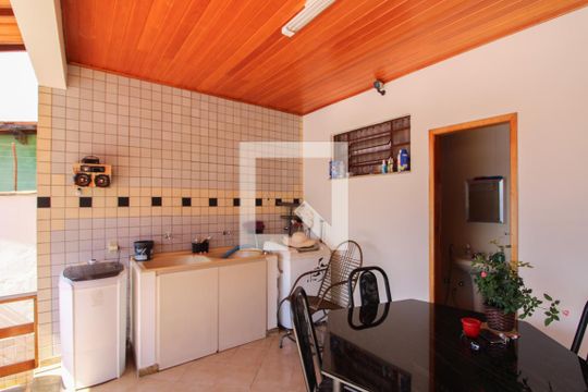 Área de Serviço de casa à venda com 3 quartos, 260m² em Planalto, Belo Horizonte
