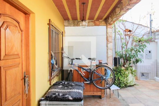 Sala 1 - Varanda de casa à venda com 3 quartos, 260m² em Planalto, Belo Horizonte