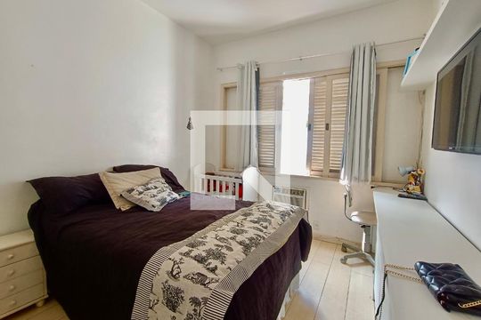 Quarto 1 de apartamento para alugar com 4 quartos, 144m² em Ipanema, Rio de Janeiro