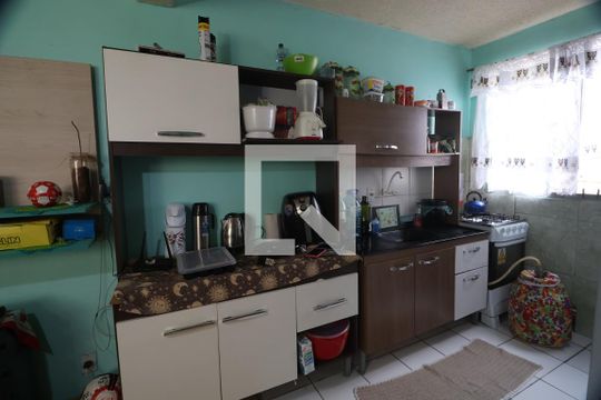 Cozinha e Área de Serviço de apartamento à venda com 2 quartos, 44m² em Rio Branco, Canoas