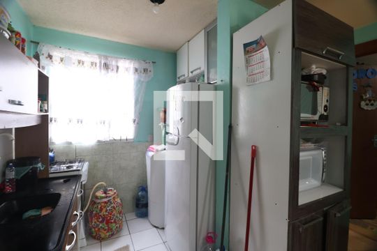 Cozinha e Área de Serviço de apartamento à venda com 2 quartos, 44m² em Rio Branco, Canoas