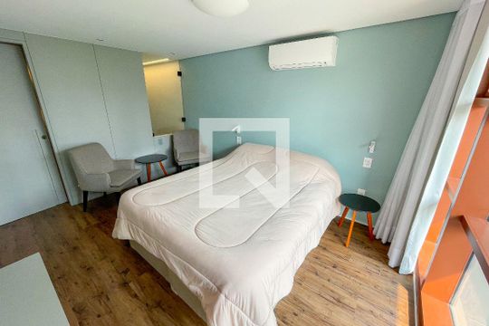 Quarto  de kitnet/studio à venda com 1 quarto, 54m² em Jardim das Bandeiras, São Paulo