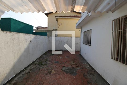 Quintal de casa para alugar com 3 quartos, 120m² em Água Fria, São Paulo