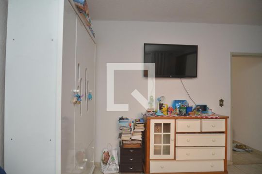 Quarto 1 de casa à venda com 4 quartos, 210m² em Vila Apiai, Santo André