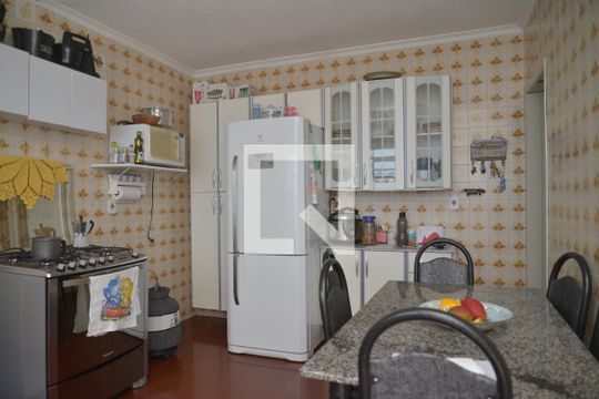 Cozinha de casa à venda com 4 quartos, 210m² em Vila Apiai, Santo André