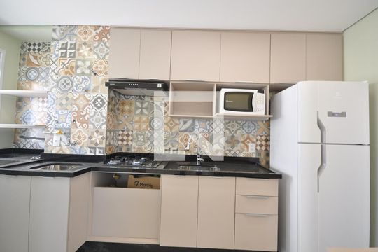 Cozinha de apartamento à venda com 2 quartos, 35m² em Parque Vitoria, São Paulo