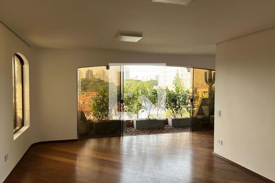Apartamento para alugar com 3 quartos, 150m² em Brooklin, São Paulo