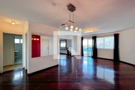 Apartamento à venda com 3 quartos, 142m² em Vila Congonhas, São Paulo