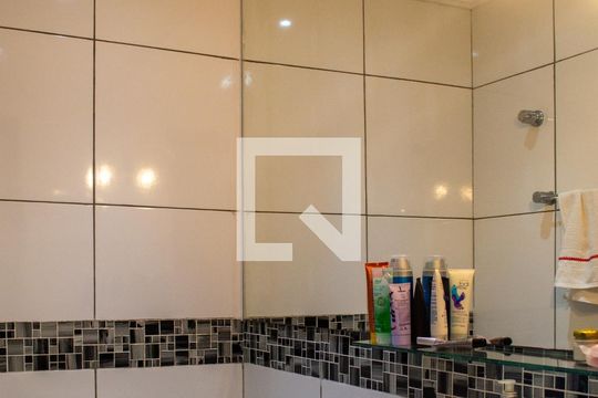 Banheiro do Quarto 1 de casa à venda com 3 quartos, 166m² em Guarujá, Porto Alegre
