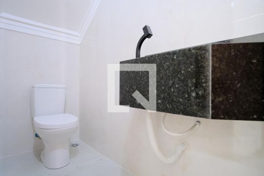 Lavabo de casa para alugar com 4 quartos, 250m² em Vila Carrão, São Paulo