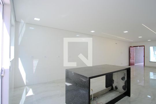 Cozinha de casa para alugar com 4 quartos, 250m² em Vila Carrão, São Paulo