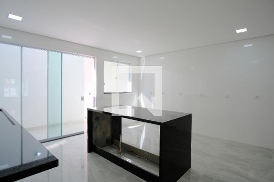 Cozinha de casa para alugar com 4 quartos, 250m² em Vila Carrão, São Paulo