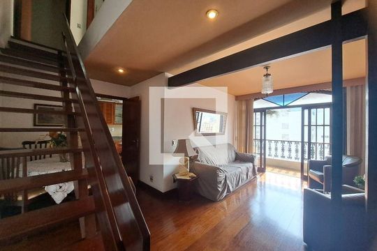 Apartamento à venda com 3 quartos, 180m² em Icaraí, Niterói