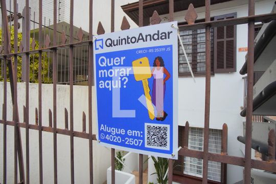 Plaquinha de apartamento para alugar com 1 quarto, 68m² em Petrópolis, Porto Alegre