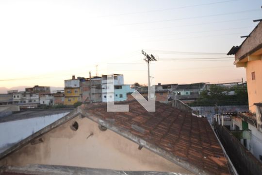 Vista da Sala de casa para alugar com 1 quarto, 100m² em Marechal Hermes, Rio de Janeiro