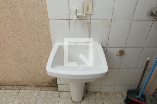 Área de Serviço de apartamento à venda com 2 quartos, 58m² em Vila Santa Teresinha, São Paulo