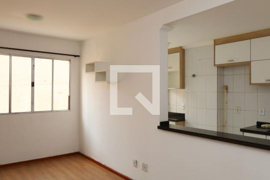 Sala de apartamento à venda com 2 quartos, 58m² em Vila Santa Teresinha, São Paulo