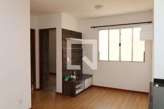 Apartamento à venda com 2 quartos, 58m² em Vila Santa Teresinha, São Paulo