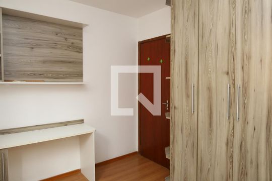 Quarto de apartamento à venda com 2 quartos, 58m² em Vila Santa Teresinha, São Paulo