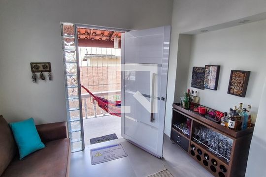 Sala 1 de casa à venda com 4 quartos, 420m² em Vista Alegre, Rio de Janeiro