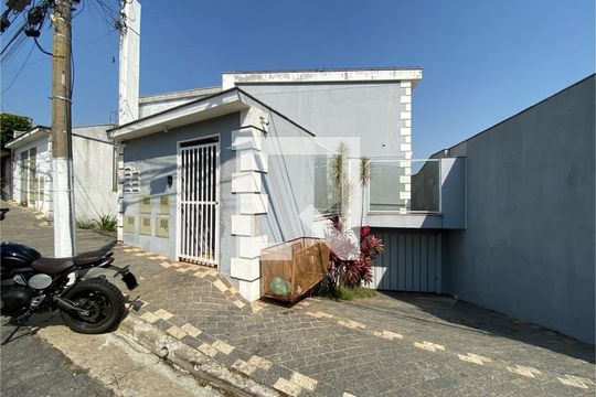 Fachada de casa de condomínio à venda com 3 quartos, 102m² em Vila Isolina Mazzei, São Paulo