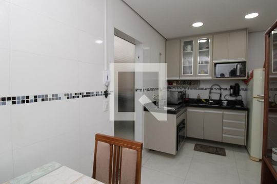 Cozinha de casa de condomínio à venda com 3 quartos, 102m² em Vila Isolina Mazzei, São Paulo