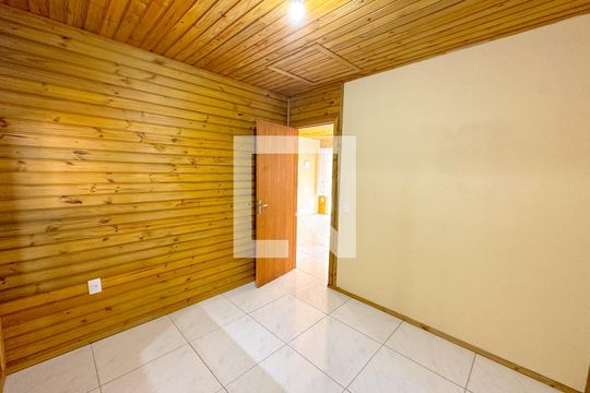 Quarto 2 de apartamento para alugar com 2 quartos, 50m² em São João do Rio Vermelho, Florianópolis