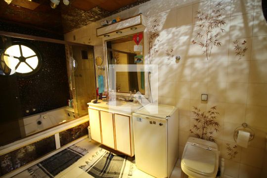 Banheiro da Suíte 3 de casa à venda com 3 quartos, 420m² em Penha Circular, Rio de Janeiro