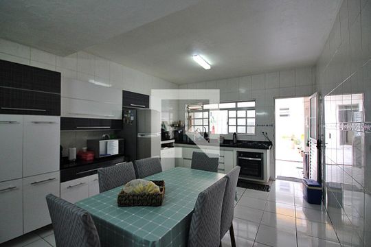Cozinha  de casa à venda com 3 quartos, 168m² em Rudge Ramos, São Bernardo do Campo