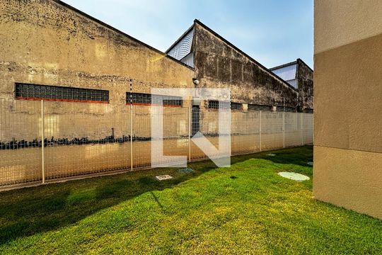 Vista Quarto 1 de apartamento para alugar com 2 quartos, 33m² em Vila Socorro, São Paulo