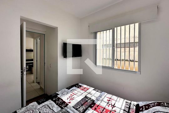 Quarto 1 de apartamento para alugar com 2 quartos, 33m² em Vila Socorro, São Paulo