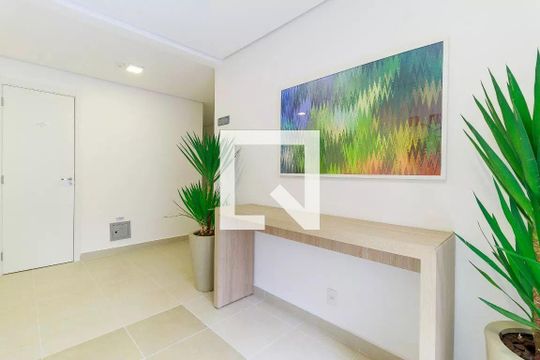 Hall Social Bloco de apartamento para alugar com 2 quartos, 33m² em Vila Socorro, São Paulo