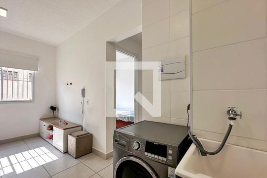 Área de Serviço de apartamento para alugar com 2 quartos, 33m² em Vila Socorro, São Paulo