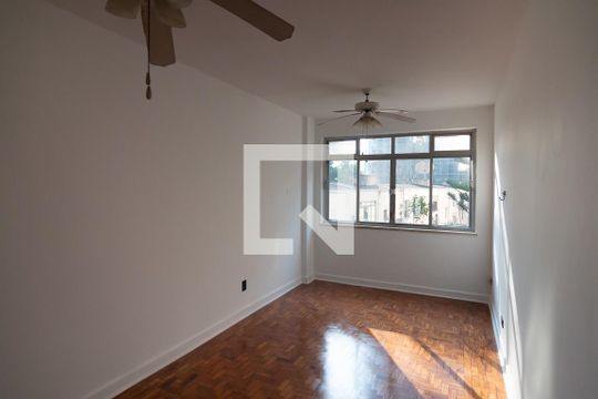 Sala de apartamento para alugar com 2 quartos, 74m² em Consolação, São Paulo