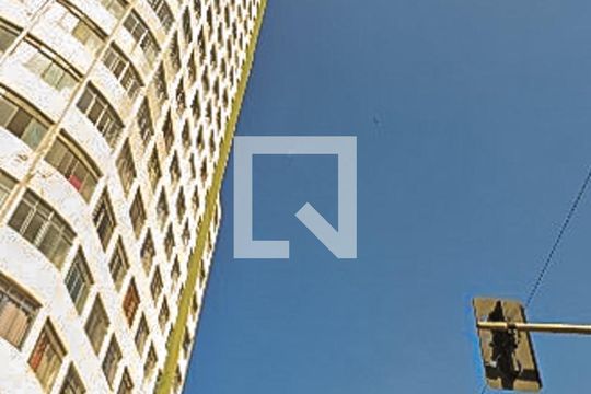 Fachada de kitnet/studio à venda com 1 quarto, 35m² em Santa Efigênia, São Paulo