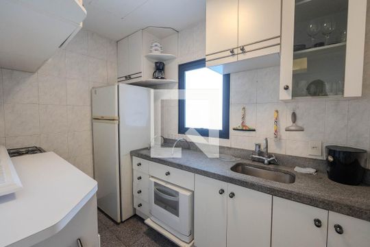 Cozinha de apartamento à venda com 2 quartos, 100m² em Consolação, São Paulo
