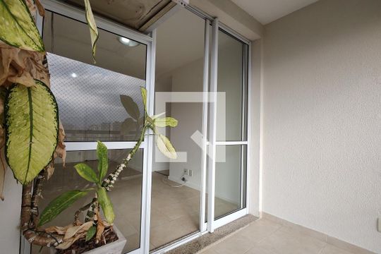 Varanda de apartamento para alugar com 2 quartos, 70m² em Jacarepaguá, Rio de Janeiro