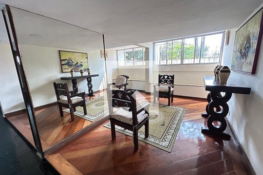 Hall de entrada de apartamento à venda com 3 quartos, 70m² em Encantado, Rio de Janeiro