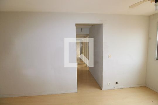Sala de apartamento à venda com 3 quartos, 70m² em Encantado, Rio de Janeiro
