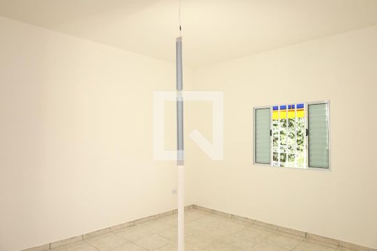 Quarto 4 de casa para alugar com 4 quartos, 270m² em Jardim Robru, São Paulo