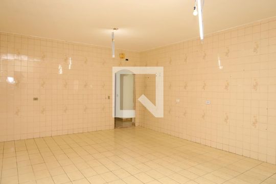 Cozinha de casa para alugar com 4 quartos, 270m² em Jardim Robru, São Paulo