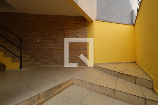 Quintal de casa à venda com 3 quartos, 169m² em Vila Alice, Santo André