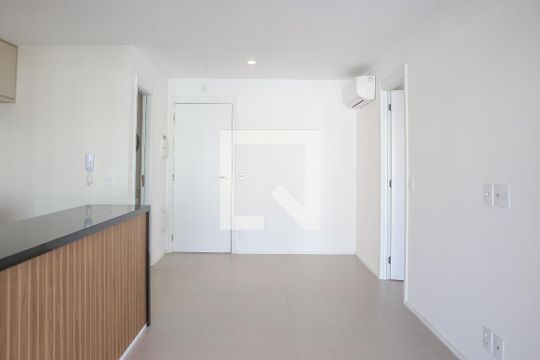 Sala de apartamento para alugar com 1 quarto, 51m² em Perdizes, São Paulo
