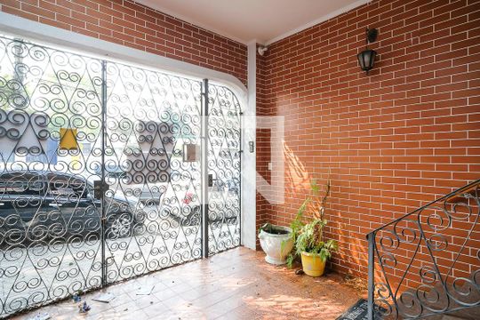 Garagem de casa para alugar com 2 quartos, 120m² em Rudge Ramos, São Bernardo do Campo