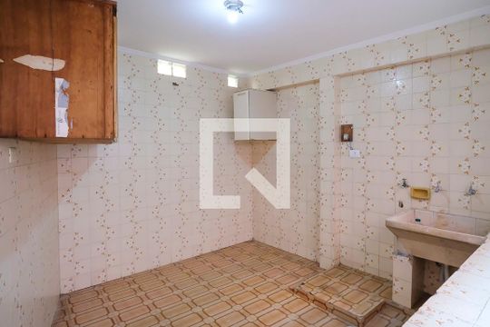 Área de serviço de casa para alugar com 2 quartos, 120m² em Rudge Ramos, São Bernardo do Campo