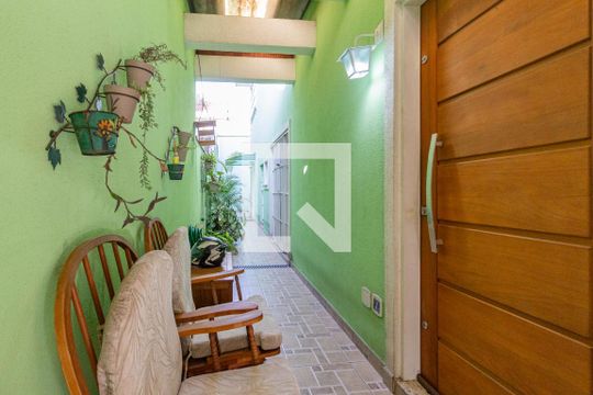 Hall de entrada de casa à venda com 3 quartos, 131m² em Presidente Altino, Osasco