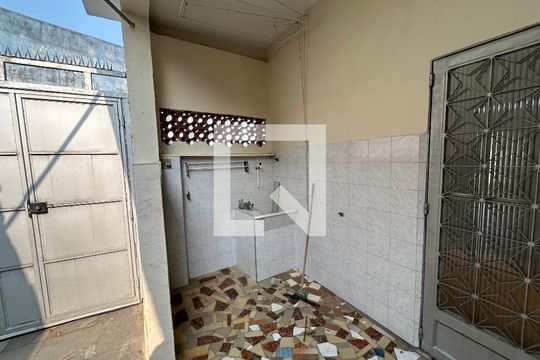 Área de Serviço de casa para alugar com 2 quartos, 120m² em Quintino Bocaiúva, Rio de Janeiro