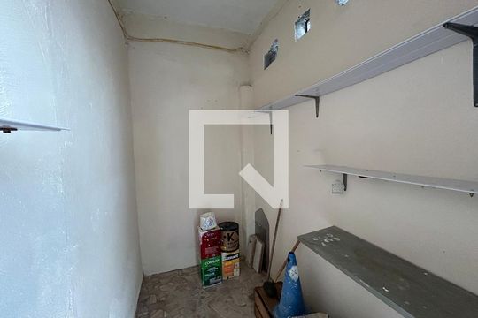 Quarto de Serviço de casa para alugar com 2 quartos, 120m² em Quintino Bocaiúva, Rio de Janeiro