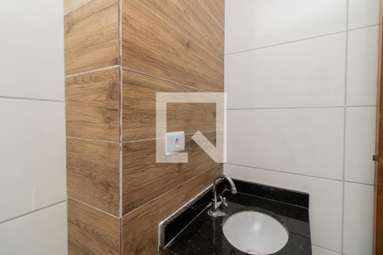 Banheiro de apartamento para alugar com 2 quartos, 47m² em Vila Formosa, São Paulo
